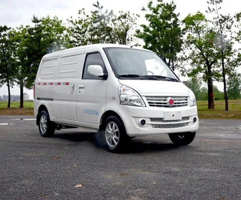 2021Hot Sale High Speed Electric VAN Cargo Car Electric Truck