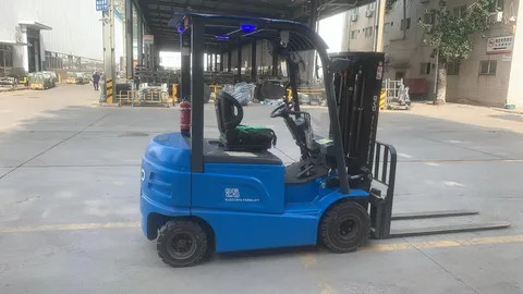 1.5t small four-wheel electric forklift hot selling lifting forklift all terrain forkliftlight new energy