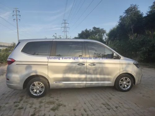 Fairly Used Super Fast and Affordable Huasong 7 Gasoline Car Max Power 150 kW Max Torque 270 N.m  With Comfortable 7 Seats