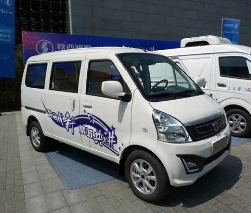 2021Hot Sale High Speed Electric VAN Cargo Car Electric Truck