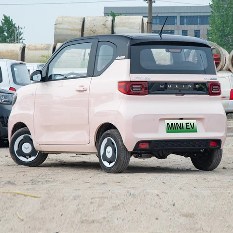 Auto New Energy Vehicle Wuling Mini Ev 2022 2023 300km Four Seats Mini Energy Electric Car In Stock Wuling Hongguang Mini EV Car