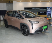 2022 New Pink Aion Y70 Electric Car 500 km Cruising Range New Energy SUV with 360 Degree Camera and Big Sunroof